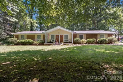 106 E Laurel Lane, Etowah, NC 28729 - Photo 2