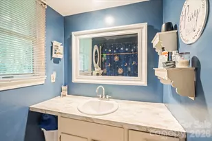 106 E Laurel Ln, Etowah, NC 28729 - Photo 24