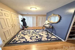 106 E Laurel Ln, Etowah, NC 28729 - Photo 8