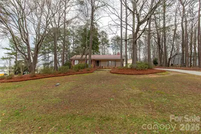 721 Clarendon Drive, Lancaster, SC 29720 - Photo 2