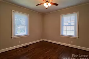 111 Hilltop St, Mount Holly, NC 28120 - Photo 8