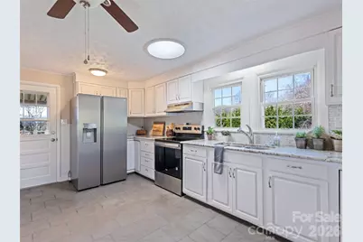 157 Morgan Street, Canton, NC 28716 - Photo 16