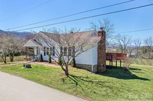 157 Morgan St, Canton, NC 28716 - Photo 2