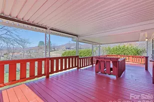 157 Morgan St, Canton, NC 28716 - Photo 28