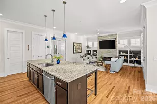 727 Morgan Park Dr, Charlotte, NC 28204 - Photo 10