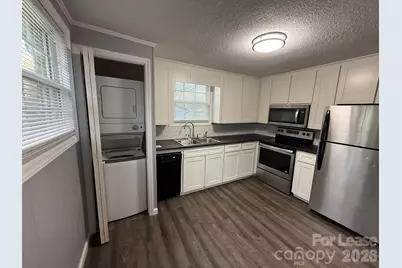 1456 17th Avenue NE, Hickory, NC 28601 - Photo 6