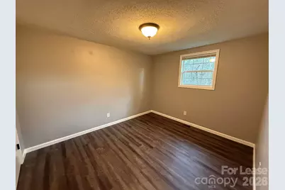 1456 17th Avenue NE, Hickory, NC 28601 - Photo 10