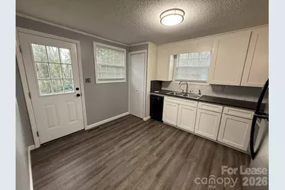 1456 17th Avenue NE, Hickory, NC 28601 - Photo 4