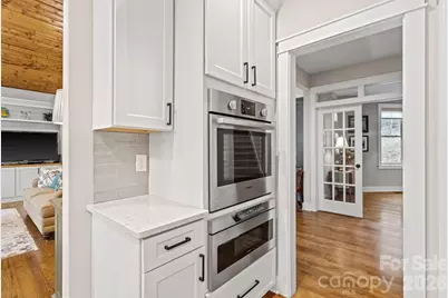 719 Overlook Drive, Flat Rock, NC 28731 - Photo 16