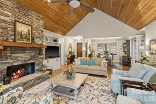 719 Overlook Dr, Flat Rock, NC 28731 - Photo 10