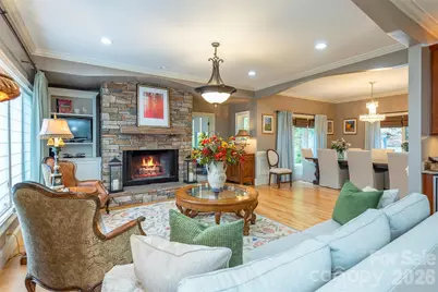 11 Hearthstone Drive, Asheville, NC 28803 - Photo 10