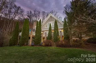 11 Hearthstone Dr, Asheville, NC 28803 - Photo 4