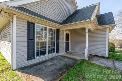 1105 S Walnut Street, Kannapolis, NC 28081 - Photo 2