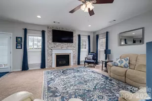 156 Foggy Meadow Dr, Fort Mill, SC 29708 - Photo 4