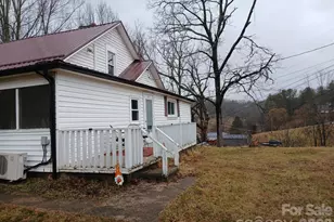 262 Blackberry Ln, Bakersville, NC 28705 - Photo 26