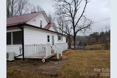 262 Blackberry Lane, Bakersville, NC 28705 - Photo 30