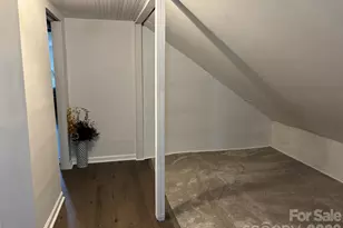 262 Blackberry Ln, Bakersville, NC 28705 - Photo 18