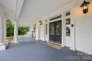 530 E Rutledge Ave, Gaffney, SC 29340 - Photo 4