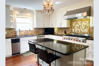 530 E Rutledge Avenue, Gaffney, SC 29340 - Photo 16