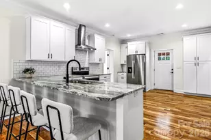 807 N Whitted St, Hendersonville, NC 28791 - Photo 2