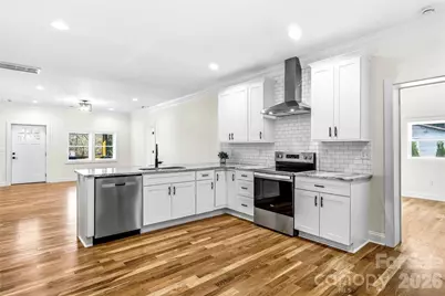 807 N Whitted Street, Hendersonville, NC 28791 - Photo 14