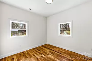 807 N Whitted St, Hendersonville, NC 28791 - Photo 30