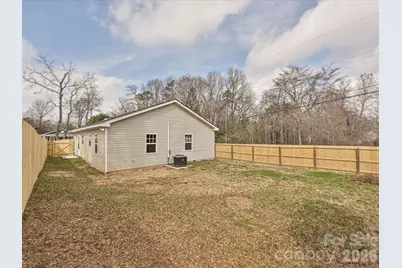 7826 Burch Shire Road, Charlotte, NC 28269 - Photo 24