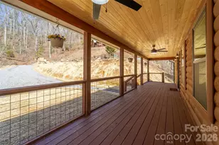 677 Ridgetop Cir, Whittier, NC 28789 - Photo 32