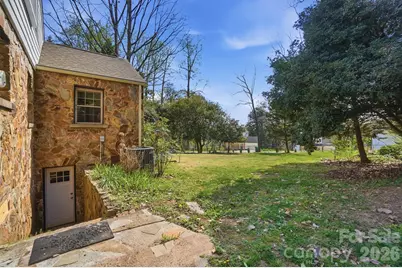 501 W Maryland Avenue, Bessemer City, NC 28016 - Photo 38