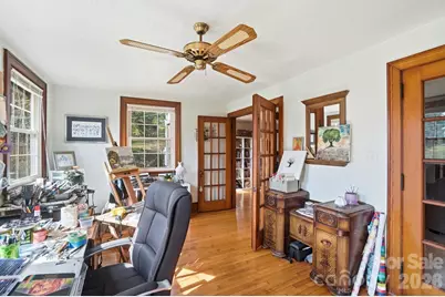 501 W Maryland Avenue, Bessemer City, NC 28016 - Photo 10