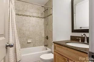 3760 Winding Creek Ln, Charlotte, NC 28226 - Photo 20