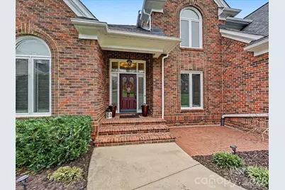 18801 River Falls Drive, Davidson, NC 28036 - Photo 2