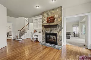 18801 River Falls Dr, Davidson, NC 28036 - Photo 14