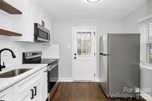 617-A Washington St, Cramerton, NC 28032 - Photo 6