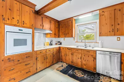 6240 Candlewood Drive, Charlotte, NC 28210 - Photo 14