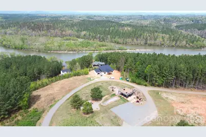 101, 107 Table Rock Trace NW, Morganton, NC 28655 - Photo 8