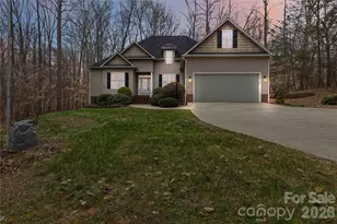 214 Hedgecrest Ln, York, SC 29745 - Photo 1