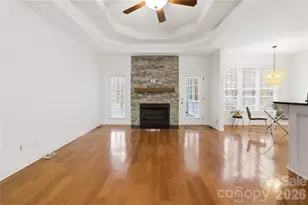 214 Hedgecrest Ln, York, SC 29745 - Photo 8