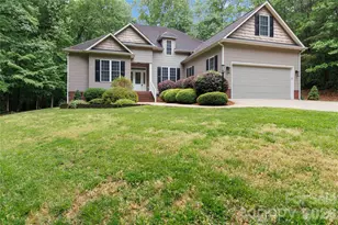 214 Hedgecrest Ln, York, SC 29745 - Photo 1