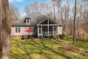 214 Hedgecrest Ln, York, SC 29745 - Photo 32