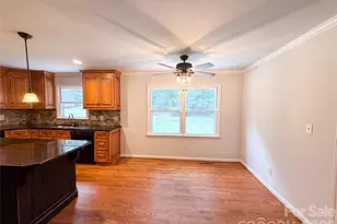 3029 Southampton Cir, Gastonia, NC 28056 - Photo 6