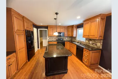 3029 Southampton Circle, Gastonia, NC 28056 - Photo 2