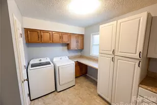 3029 Southampton Cir, Gastonia, NC 28056 - Photo 10