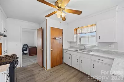 1037 Stoneybrook Lane, Rock Hill, SC 29730 - Photo 12