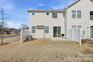 11110 Chalkbark Ln, Charlotte, NC 28262 - Photo 32