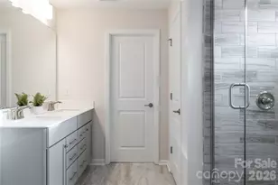 5611 Bay Rock Rd, Charlotte, NC 28215 - Photo 2