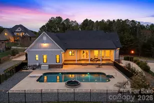 762 River Bend Dr, Granite Falls, NC 28630 - Photo 2