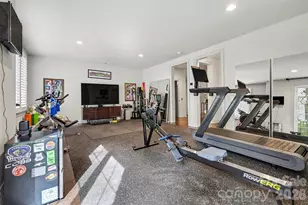 3030 Fairview Villa Ct, Charlotte, NC 28209 - Photo 32