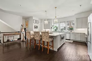 3030 Fairview Villa Ct, Charlotte, NC 28209 - Photo 14