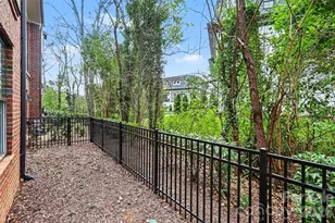 3030 Fairview Villa Ct, Charlotte, NC 28209 - Photo 44